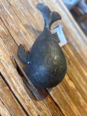 Metal whale bottle opener